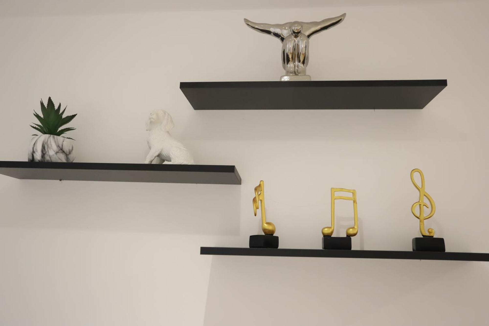 Spacious 3-Story Retreat With Rooftop Terrace And Modern Amenities Londra Esterno foto
